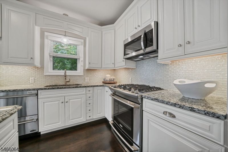 34 2 Nd Street Raritan NJ 08869
