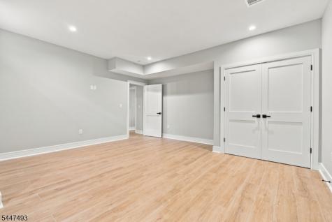 102 Liberty Corner Road Warren NJ 07059