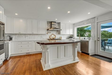 56 Crestwood Trail Sparta NJ 07871