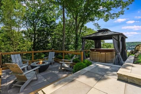56 Crestwood Trail Sparta NJ 07871