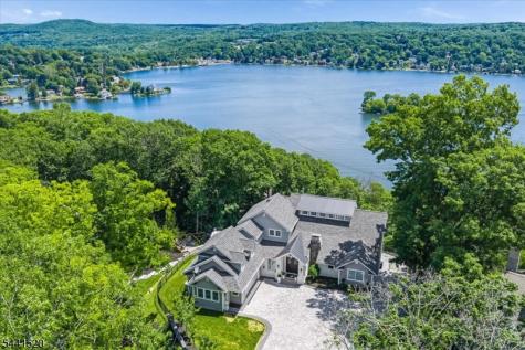 56 Crestwood Trail Sparta NJ 07871