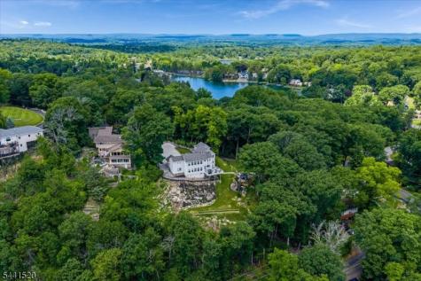 56 Crestwood Trail Sparta NJ 07871