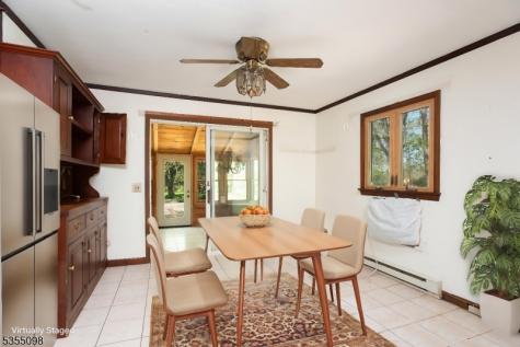 22 Pine Hill Road Delaware NJ 08559