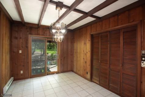 22 Pine Hill Road Delaware NJ 08559