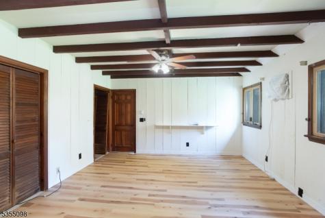 22 Pine Hill Road Delaware NJ 08559