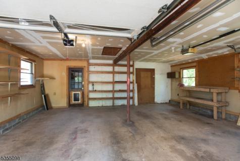 22 Pine Hill Road Delaware NJ 08559