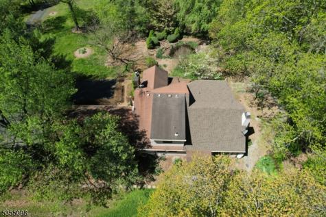22 Pine Hill Road Delaware NJ 08559