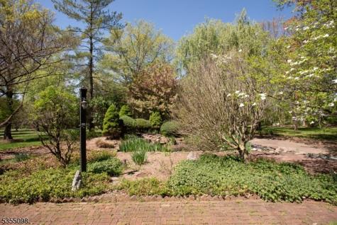 22 Pine Hill Road Delaware NJ 08559