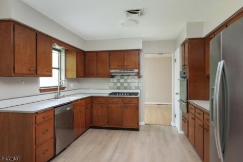 21 Saint Germain Drive Clark NJ 07066
