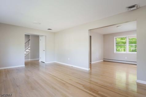 21 Saint Germain Drive Clark NJ 07066