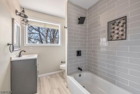 21 Gulick Street Mansfield NJ 07865
