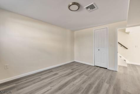 21 Gulick Street Mansfield NJ 07865