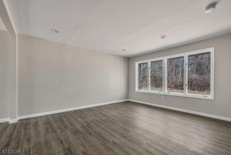 21 Gulick Street Mansfield NJ 07865