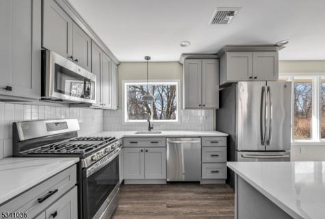 21 Gulick Street Mansfield NJ 07865
