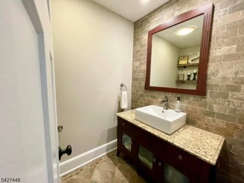 105 Orben Drive Roxbury NJ 07850