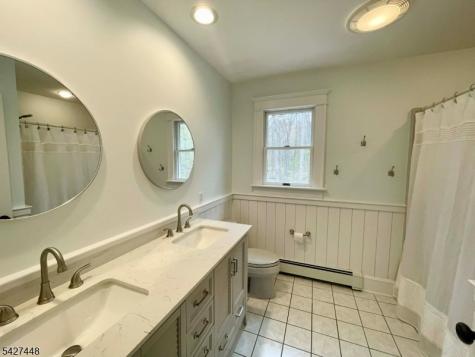 105 Orben Drive Roxbury NJ 07850