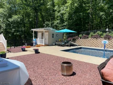 105 Orben Drive Roxbury NJ 07850