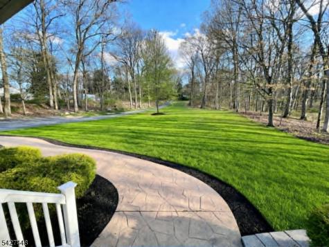 105 Orben Drive Roxbury NJ 07850