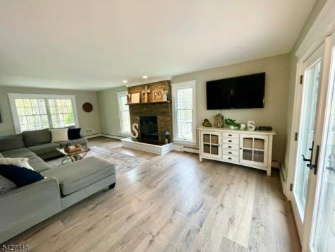 105 Orben Drive Roxbury NJ 07850