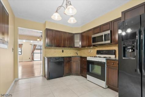 6001 N Oaks Boulevard North Brunswick NJ 08902
