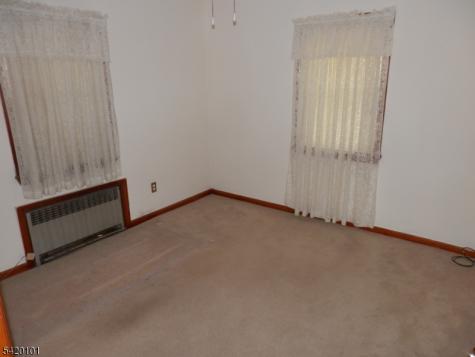 2105 Wood Avenue Roselle NJ 07203