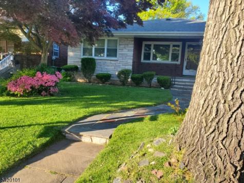 2105 Wood Avenue Roselle NJ 07203