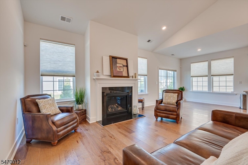 62 Vizcaya Drive Monroe NJ 08831