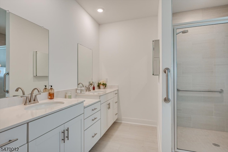 62 Vizcaya Drive Monroe NJ 08831