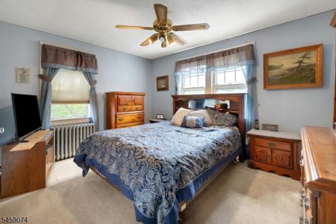 9 Sherwood Place West Orange NJ 07052