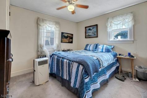 9 Sherwood Place West Orange NJ 07052