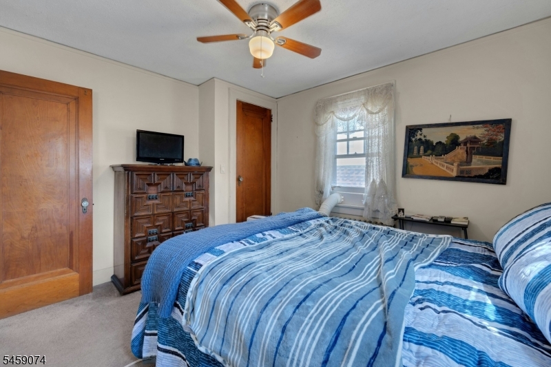 9 Sherwood Place West Orange NJ 07052