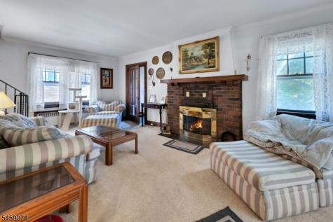 9 Sherwood Place West Orange NJ 07052