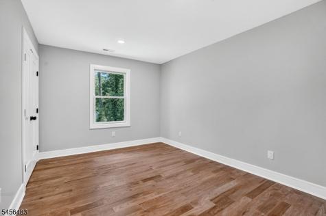 910 Minisink Way Westfield NJ 07090