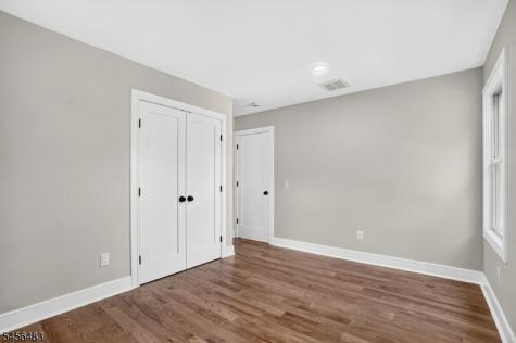 910 Minisink Way Westfield NJ 07090