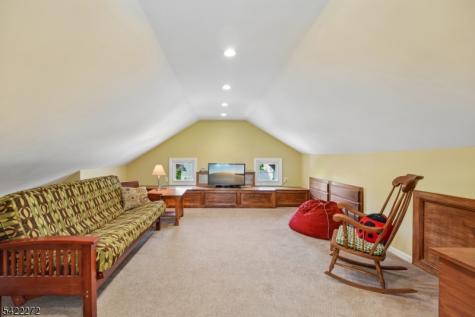 90 Morningside Road Verona NJ 07044