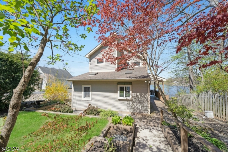95 Wildwood Road Jefferson NJ 07438