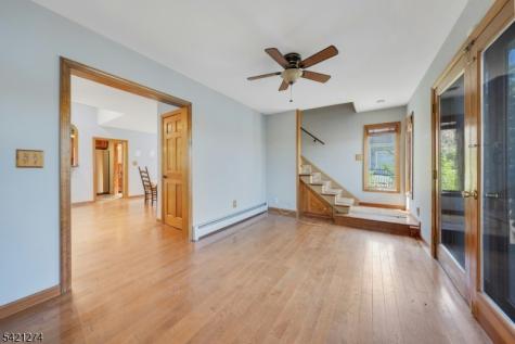 95 Wildwood Road Jefferson NJ 07438