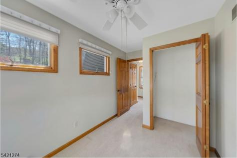 95 Wildwood Road Jefferson NJ 07438