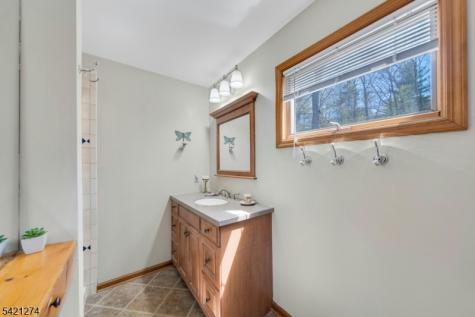 95 Wildwood Road Jefferson NJ 07438