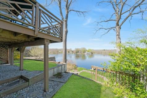 95 Wildwood Road Jefferson NJ 07438