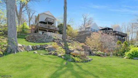 95 Wildwood Road Jefferson NJ 07438