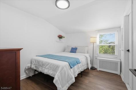 52 Lacey Avenue Long Hill NJ 07933