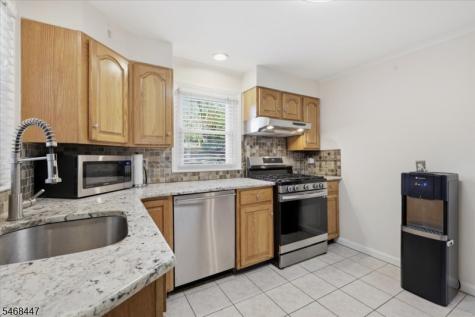 52 Lacey Avenue Long Hill NJ 07933