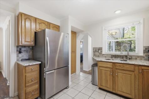 52 Lacey Avenue Long Hill NJ 07933