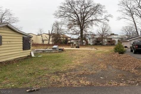 8 Reasoner Lane Flemington NJ 08822