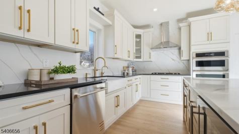 4 Hilltop Way Essex Fells NJ 07021