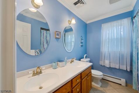 164 Parker Road Washington NJ 07853