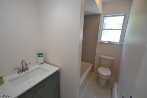 9 Pine Street Midland Park NJ 07432