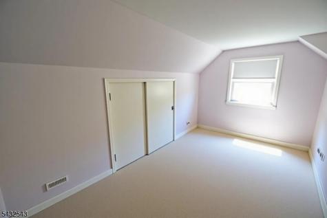 9 Pine Street Midland Park NJ 07432