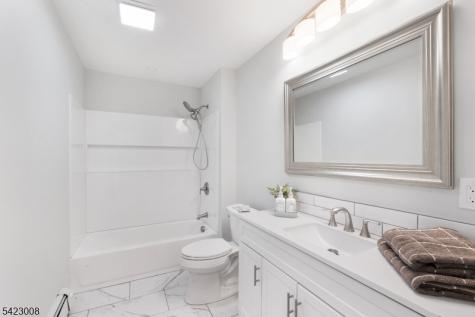 17 Elm Street Stanhope NJ 07874